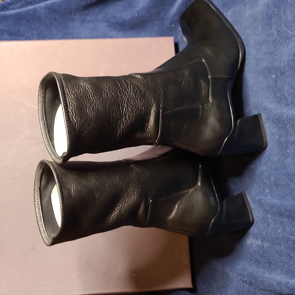 VINTAGE PRADA - Picture 2 of 3